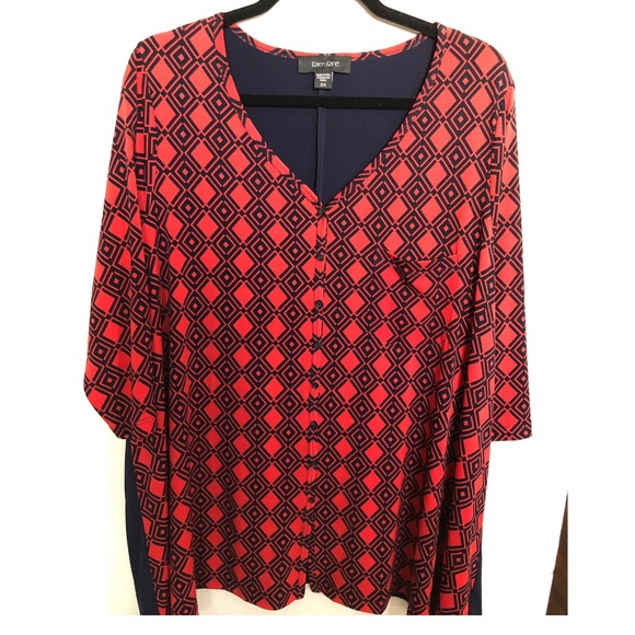 Karen Kane Tops - 2x Red and Navy Button down tunic